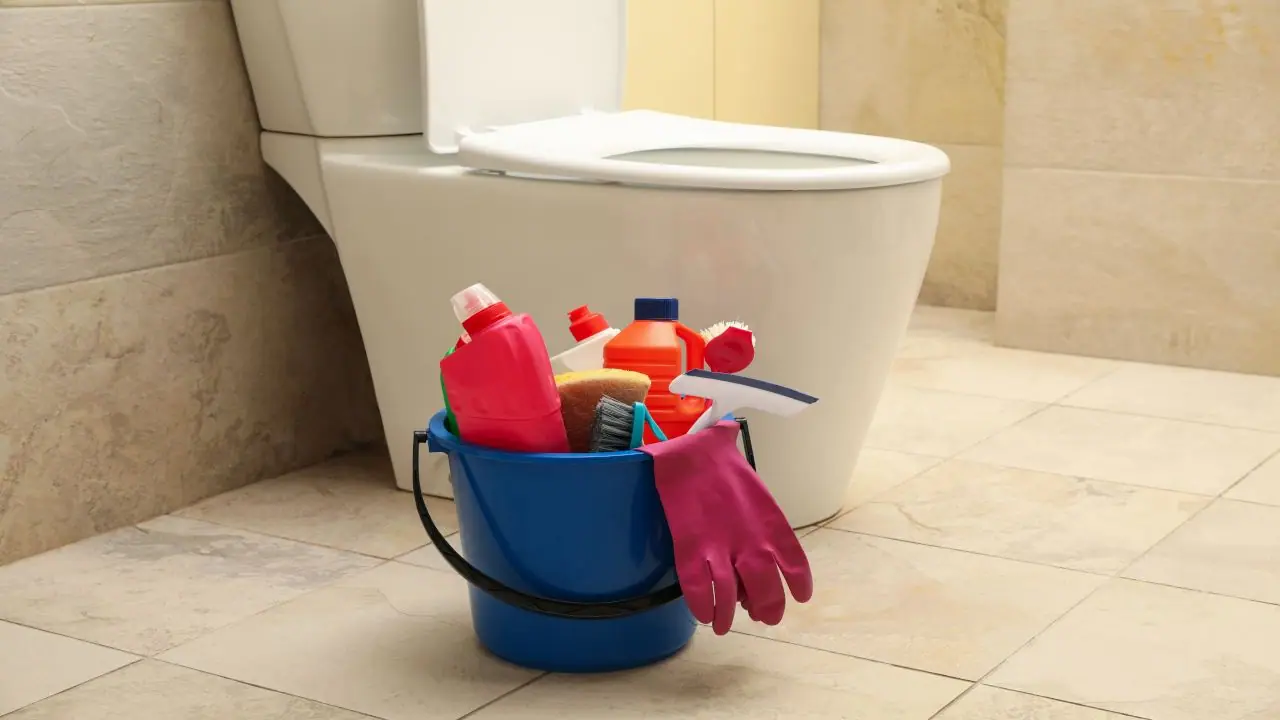 5 Important Tips to Keep Your Bathroom Ceramic Tiles Clean