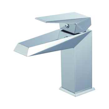 Luxurious Single Handle Lavatory Faucet in Chrome - A Touch of Class for Your Bathroom