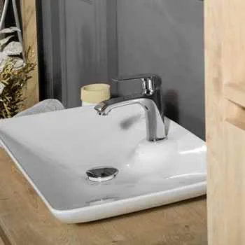 Atlanta 39.5" Oak Vanity: Elegant Bathroom Cabinet with Porcelain Vessel Sink