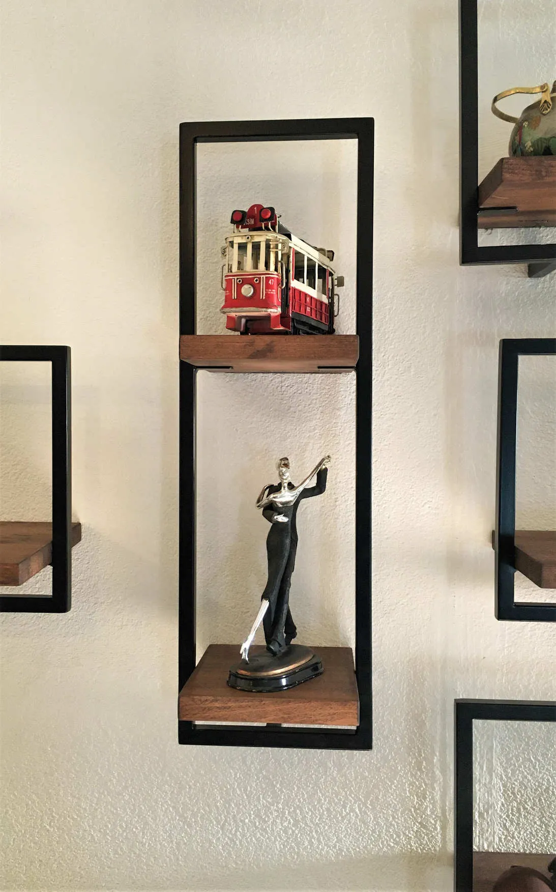 Woody Black Metal and Solid Wood Wall Shelf Unit H9,85’’ x W31,5‘’ - An Extra 6% of 